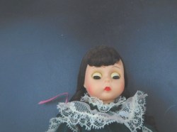 ma beth 8 green face